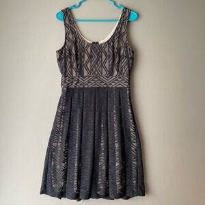London‎ style sz 8 mesh lace sheath dress NWOT